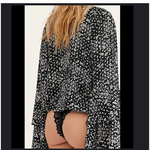 Free People Ditzy Floral Ditsy Floral Bodysuit blouse Size S Statement S… - Picture 6 of 12